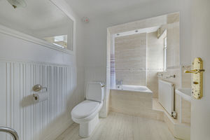 Photo 16- click for photo gallery